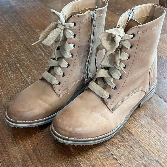 Lace up combat boots - Picture 3 of 5